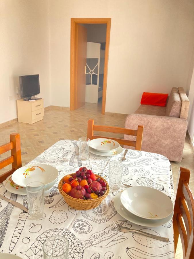 דורס Lungomare Holiday Apartments מראה חיצוני תמונה