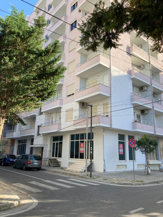 דורס Lungomare Holiday Apartments מראה חיצוני תמונה