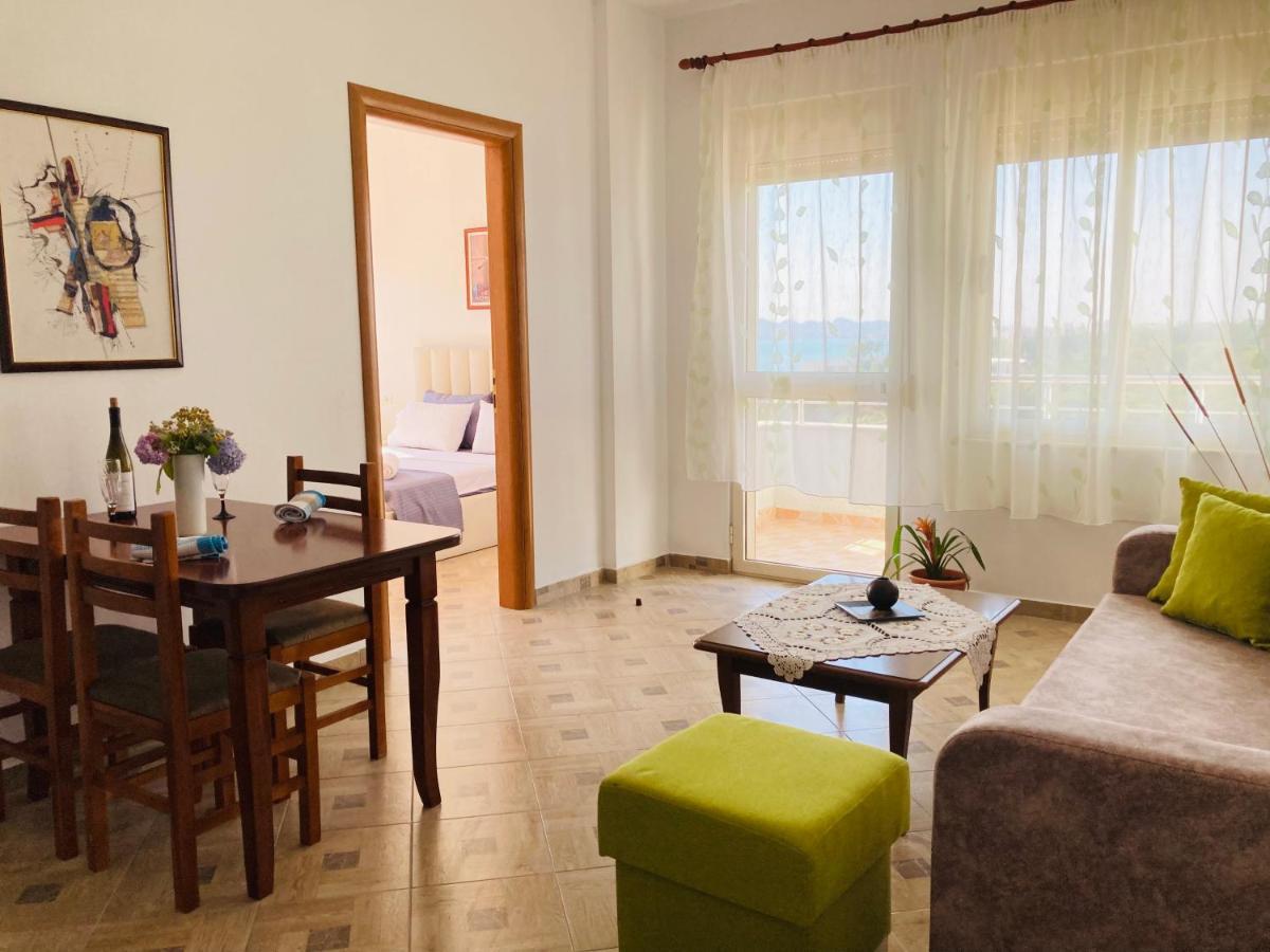 דורס Lungomare Holiday Apartments מראה חיצוני תמונה