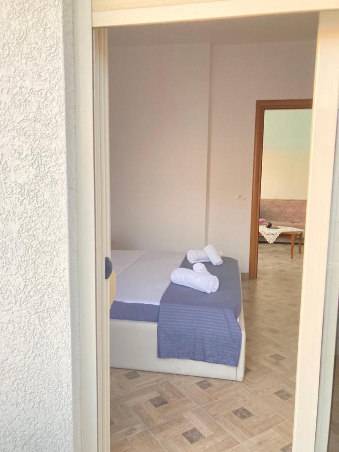 דורס Lungomare Holiday Apartments מראה חיצוני תמונה