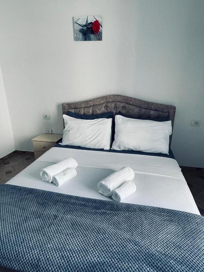 דורס Lungomare Holiday Apartments מראה חיצוני תמונה
