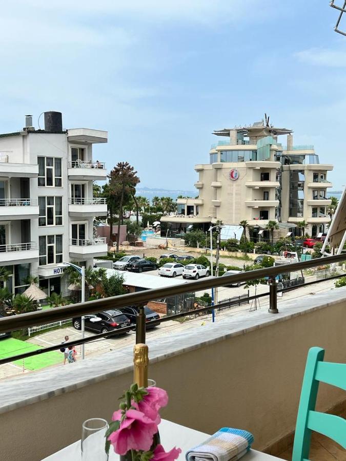 דורס Lungomare Holiday Apartments מראה חיצוני תמונה