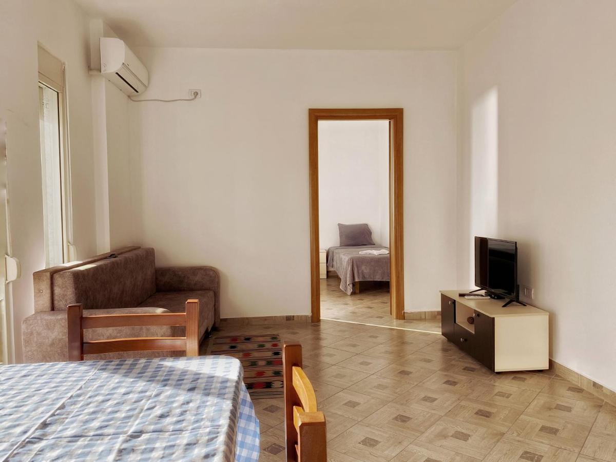 דורס Lungomare Holiday Apartments מראה חיצוני תמונה